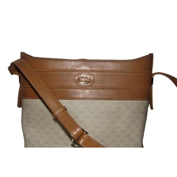 Gucci Vintage Bucket Style Ivory Coated Canvas With Camel Trim - Picture 4 of 11